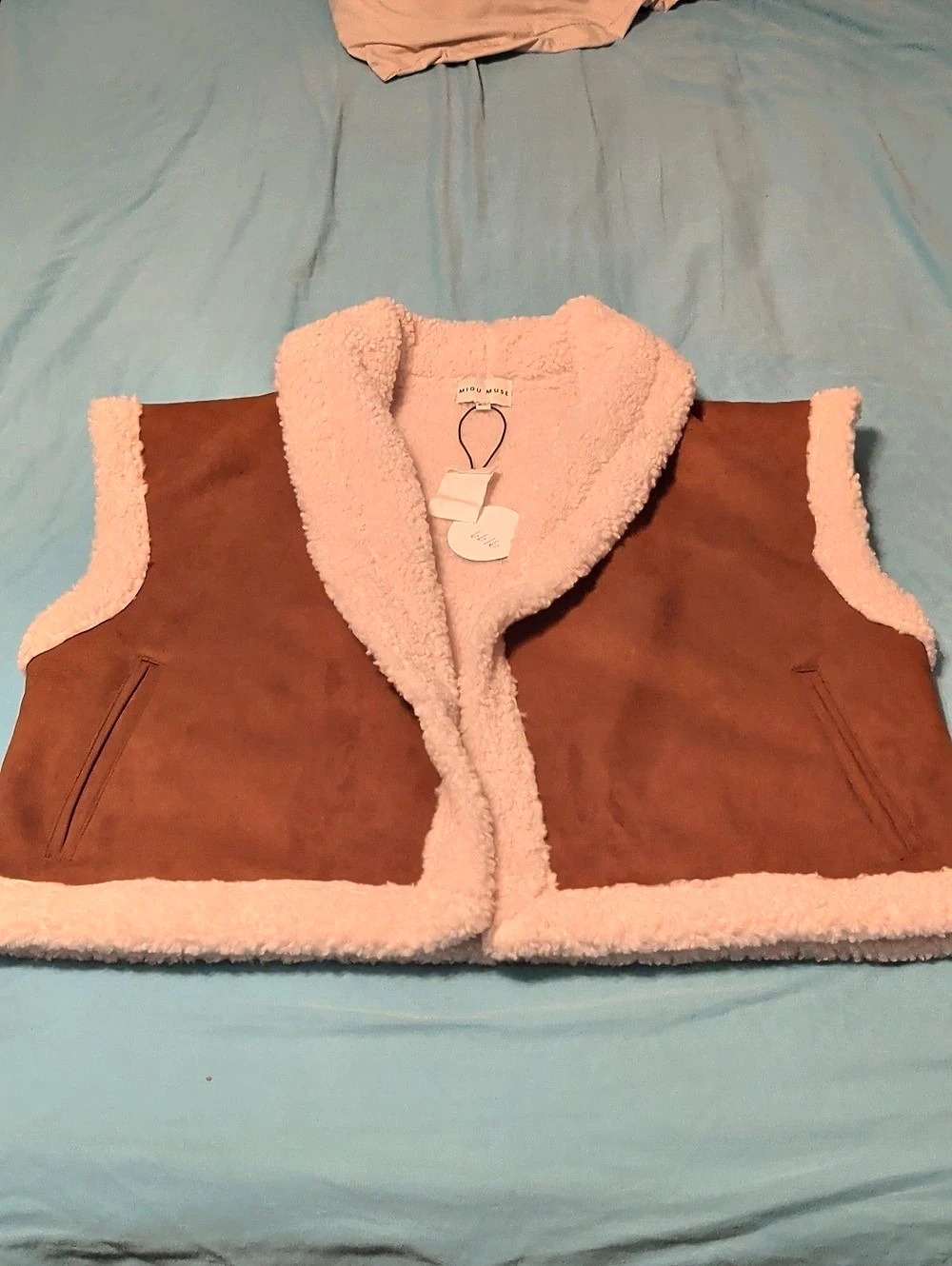 MIOU MUSE Reversible Sherpa Vest Brown & Cream Medium/Large